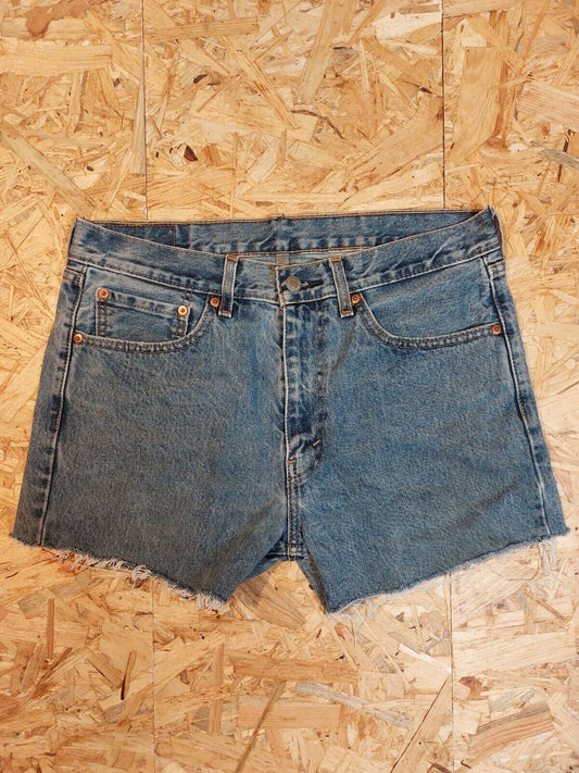 Vintage Levis Jorts W33 L32  Light Blue Denim Jeans Shorts 90s retro