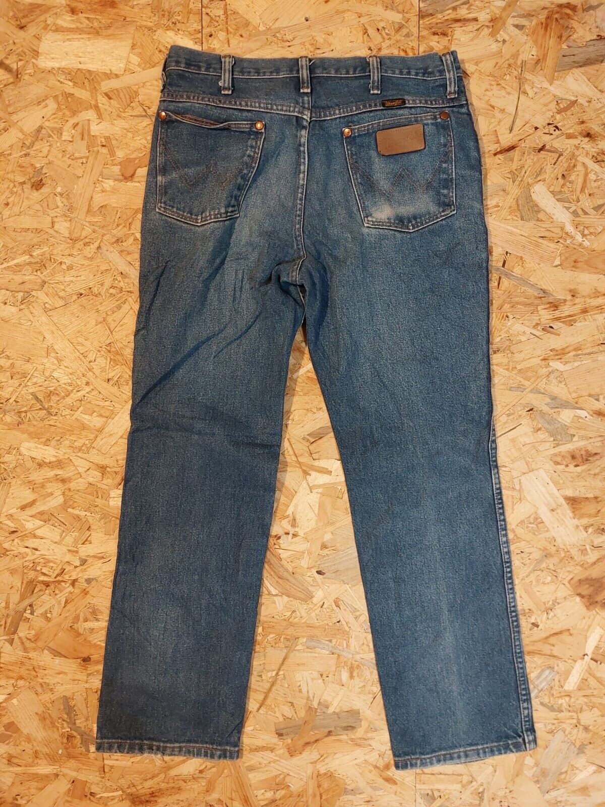 Vintage Wrangler W33 L30 Straight Mid Blue Jeans 90s Retro Cotton