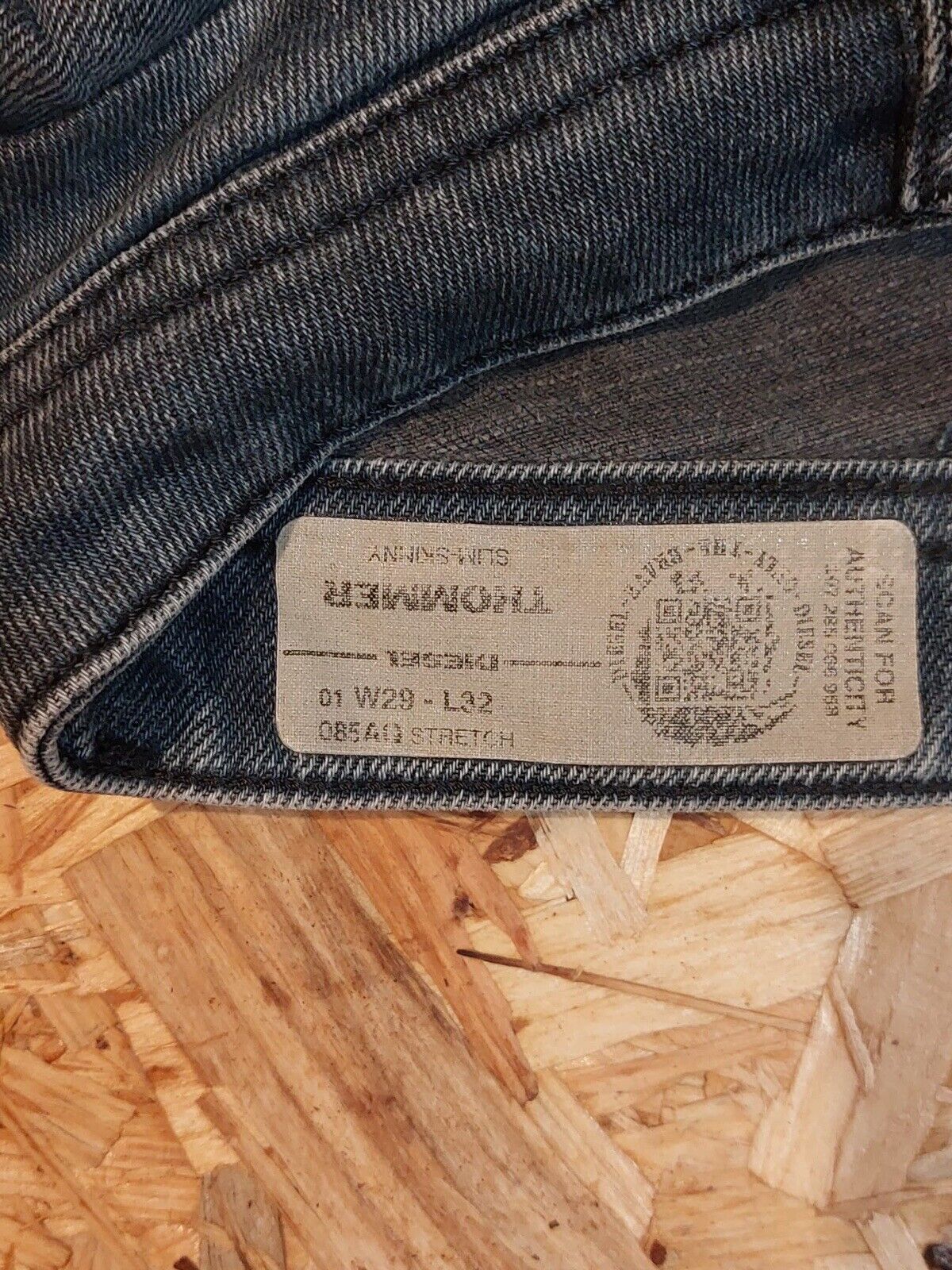 Vintage Diesel THOMMER | W29 L32 Mid Blue denim Jeans Straight stretch 90s retro