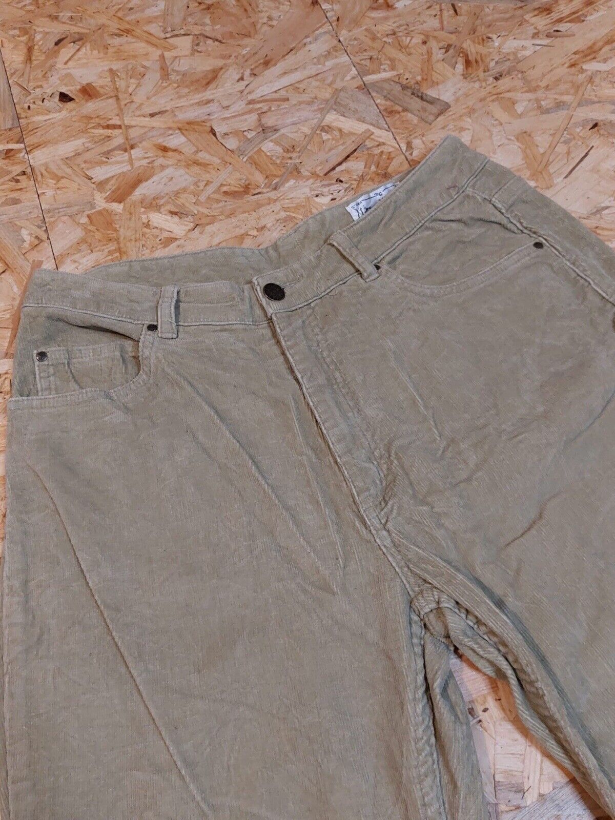 Vintage Live a little Mid Rise Y2K TROUSERS ~ Size 10 Reg L30 Beige