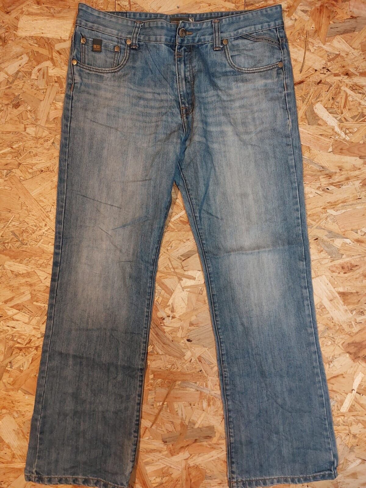 Diesel DEXTER W38 L32 Light Blue Engineered denim Jeans Straight Leg Vintage - WhiteHorse Vintage