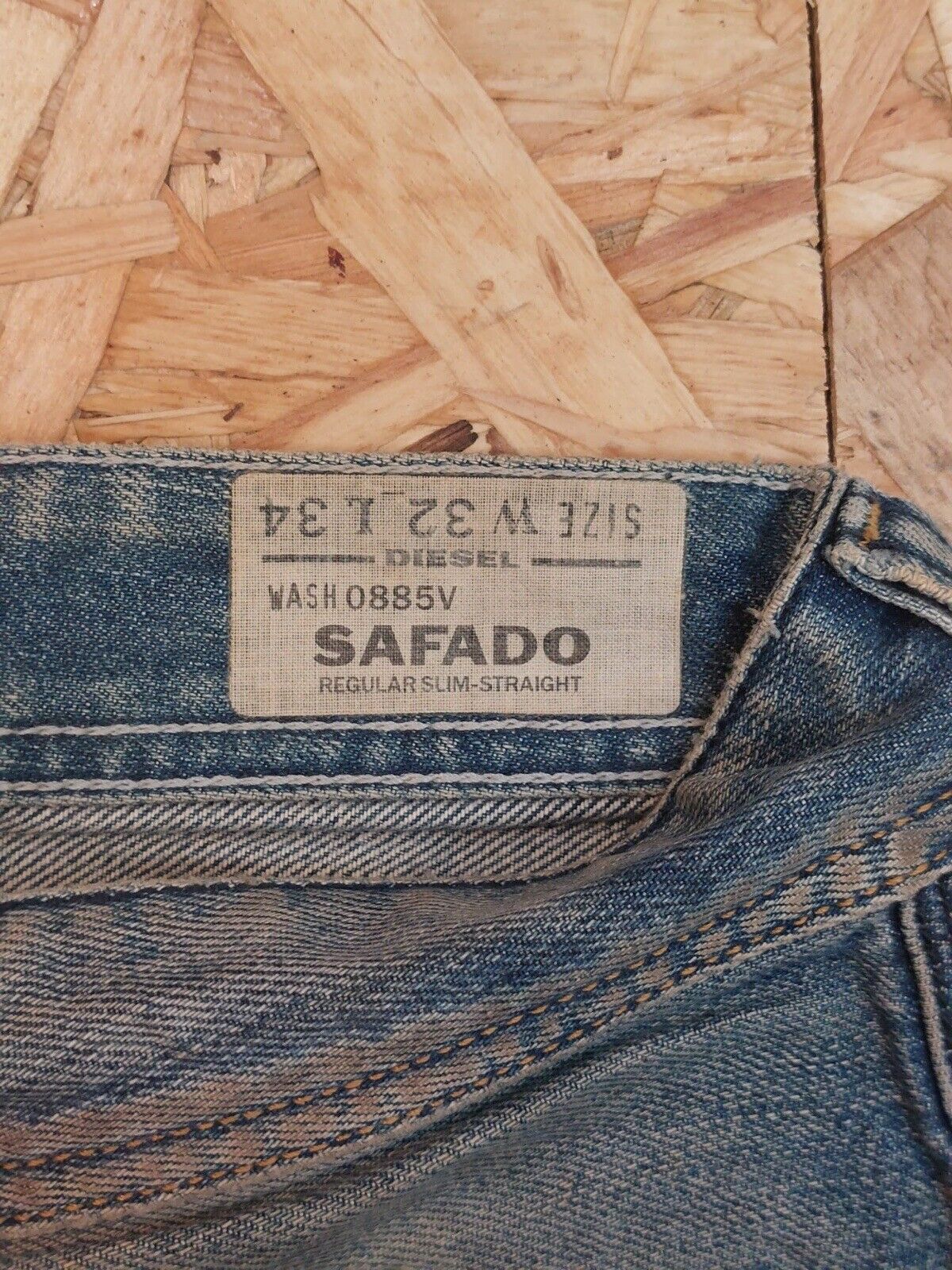 Diesel SAFADO W32 L34 Mid Blue denim Jeans Straight Leg 90s retro Vintage - WhiteHorse Vintage