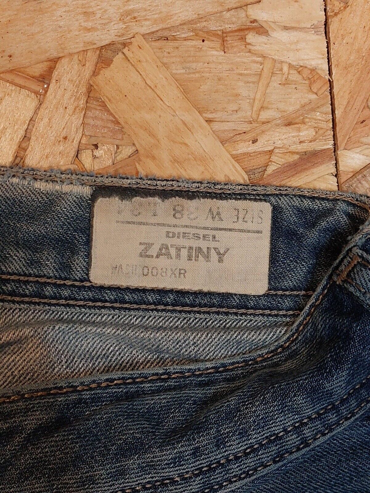 Diesel ZATINY W38 L34 Mid Blue 008XR denim Jeans Straight Leg 90s Vintage retro - WhiteHorse Vintage